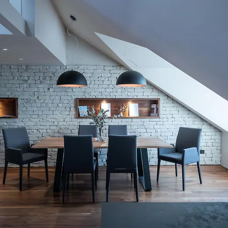 Authentic * ليوبليانا