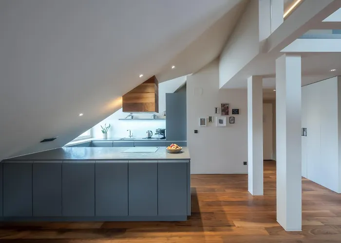 Authentic * Любляна